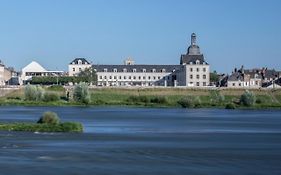 Fleur De Loire